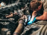 Ieškome sunkvežimių remonto mechaniko ir elektriko - nuotraukos Nr. 3