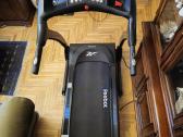 Parduodamas naudotas bėgimo takelis Reebok Zr10.