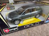VW Touareg kolekcinis modeliukas 1:18 atsidaro