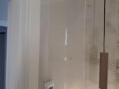 Pakabinamas šviestuvas kreminis ir auksinis