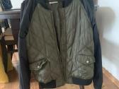Bomber stiliaus striuke