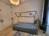 Lova namelis 210100