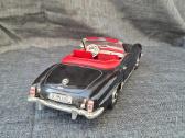 Mercedes SL 190 retro 1:18 modelis metalas - nuotraukos Nr. 2