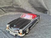Mercedes SL 190 retro 1:18 modelis metalas