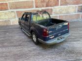 Modeliukas ford explorer 1:18 dzipas american suv - nuotraukos Nr. 11