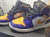 Nike Air Jordan 1 Mid Gs