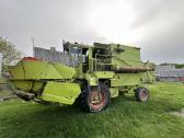 Veikiantis Claas Dominator 80