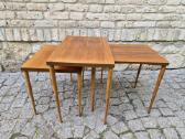 Vintažiniai mid century riešutmedžio staliukai