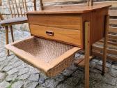 Vintažinis mid century rankdarbių staliukas - nuotraukos Nr. 13