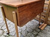 Vintažinis mid century rankdarbių staliukas - nuotraukos Nr. 17