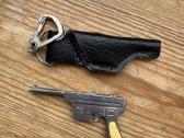 Tarybininis Mauser raktų pakabukas