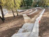 Betoniniai suoliukai, klombos, amfiteatro sienelės - nuotraukos Nr. 6