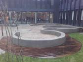 Betoniniai suoliukai, klombos, amfiteatro sienelės - nuotraukos Nr. 17