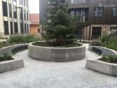 Betoniniai suoliukai, klombos, amfiteatro sienelės - nuotraukos Nr. 3