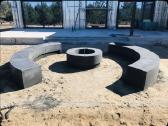 Betoniniai suoliukai, klombos, amfiteatro sienelės - nuotraukos Nr. 25