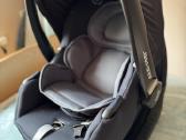 Maxi Cosi kedute su Isofix sistema