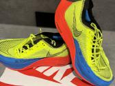 Nike Zoomx Vaporfly Next% 2 (Nedaug naudoti)