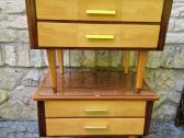 Vintažinės mid century miegamojo spintukės