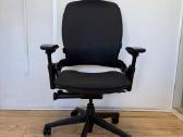 Steelcase Leap V2 With Headrest