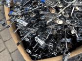 Metalines pakabos kelnems. 300+ vienetu. - nuotraukos Nr. 2