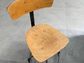 Tvirta vintažinė laboratorinė kėdė tik 20 Eur