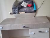 Kosmetinis stalas