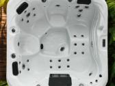 Lauko sūkurinė vonia/ jacuzzi