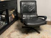 1960s 'King' Chair By Andr Vandenbeuck