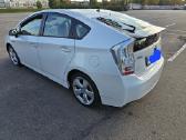 Nuomojamas Prius 3 su dujomis Vilniuje