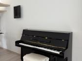 Skubiai parduodamas mažai naudot. pianinas Aspheim