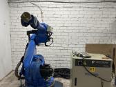 Yaskawa Motoman es165n robotas
