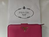Prada mot pinigine