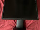 Parduodu monitorių Samsung Syncmaster 943t