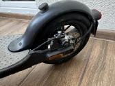 Elektrinis paspirtukas Xiaomi Mi Scooter Essential - nuotraukos Nr. 9