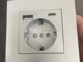 Sieninis lizdas su Usb prievadais +C tipo 220v - nuotraukos Nr. 6