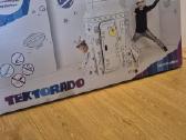 Žaidimui-kartoninė sudedama raketa