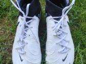 Futbolo bateliai Nike Phantom Luna (42 dydžio)