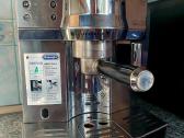Kavo aparatas De Longhi Ec850