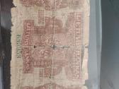 Perku prasto stovio senus banknotus