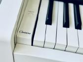 Pianinas Yamaha ir kėdutė - nuotraukos Nr. 4