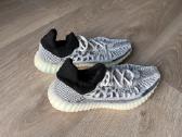 Yeezy Boost 350 V2 Cmpct sportbačiai