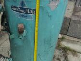 Storo metalo hidroforas backa