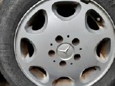 Mercedes Benz W124 ratlankiai su padangomis - nuotraukos Nr. 6