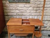 Vintažinis mid century rankdarbių staliukas - nuotraukos Nr. 15
