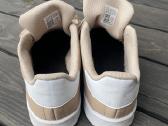 Adidas kedai - nuotraukos Nr. 4