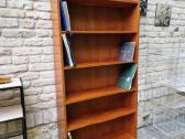 Vintažinė mid century tikmedžio knygų lentyna