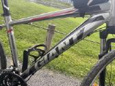 Giant Roam3 S dviratis su šalmu - nuotraukos Nr. 10