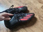 Adidas futbolo bateliai