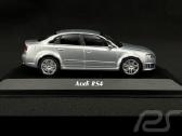 Audi Rs4 1:43 - nuotraukos Nr. 2