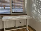 Elektrinis reguliuojamo aukščio stalas